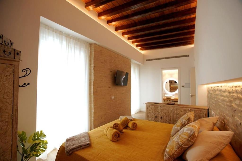 Mini Hotel In The Heart Of Sevilla For Exclusive Usage Eksteriør bilde