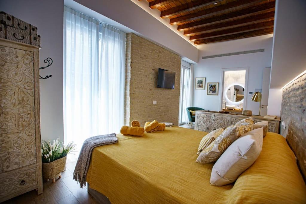 Mini Hotel In The Heart Of Sevilla For Exclusive Usage Eksteriør bilde