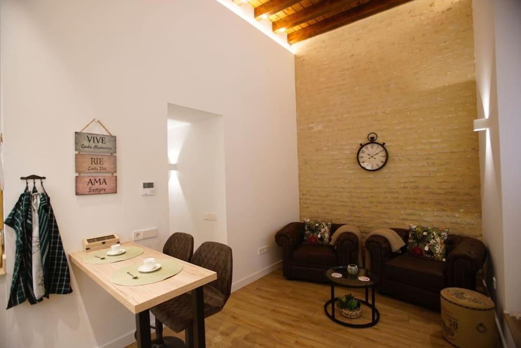 Mini Hotel In The Heart Of Sevilla For Exclusive Usage Eksteriør bilde