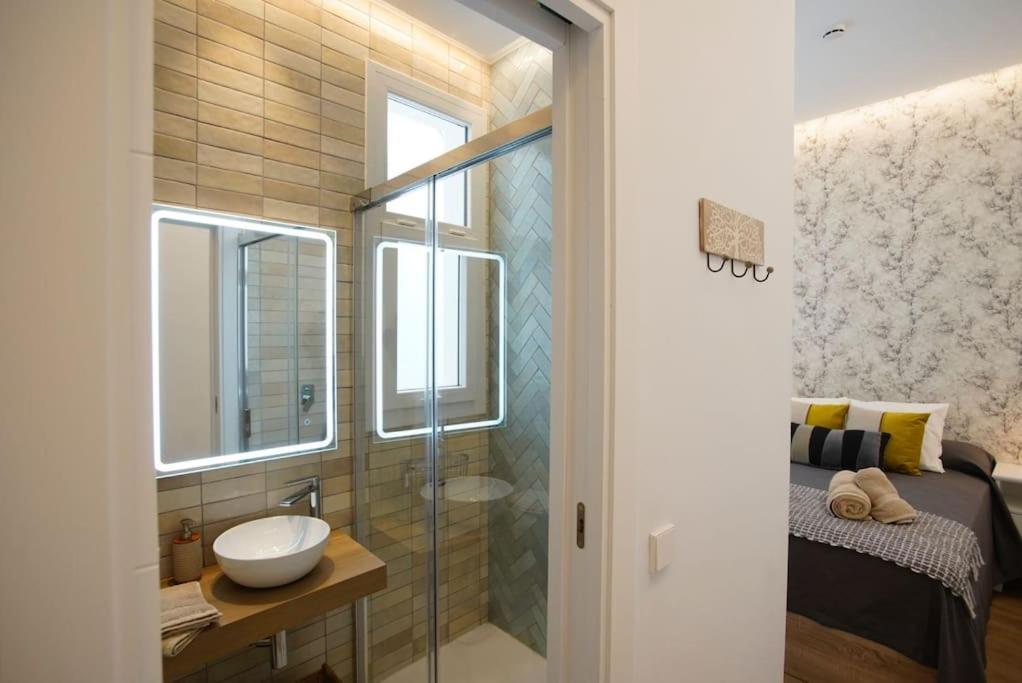 Mini Hotel In The Heart Of Sevilla For Exclusive Usage Eksteriør bilde