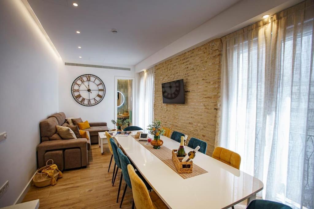 Mini Hotel In The Heart Of Sevilla For Exclusive Usage Eksteriør bilde